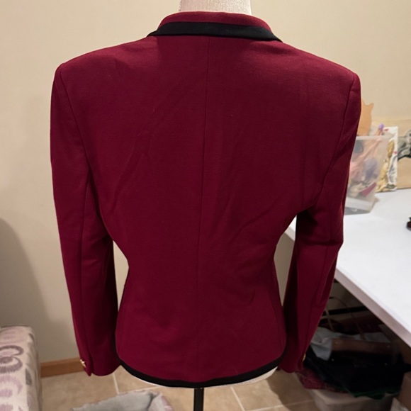 Casual Corner Maroon Blazer with Black Trim - Picture 4 of 6